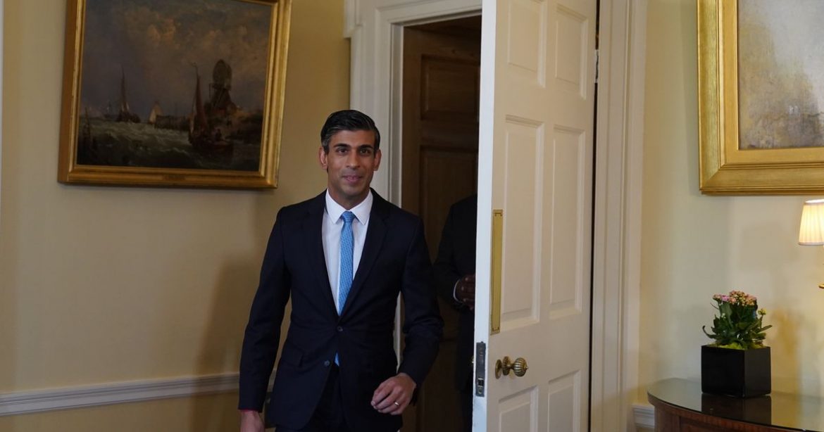 Rishi Sunak Preparing For Embarrassing U-Turn Over Onshore Wind Ban