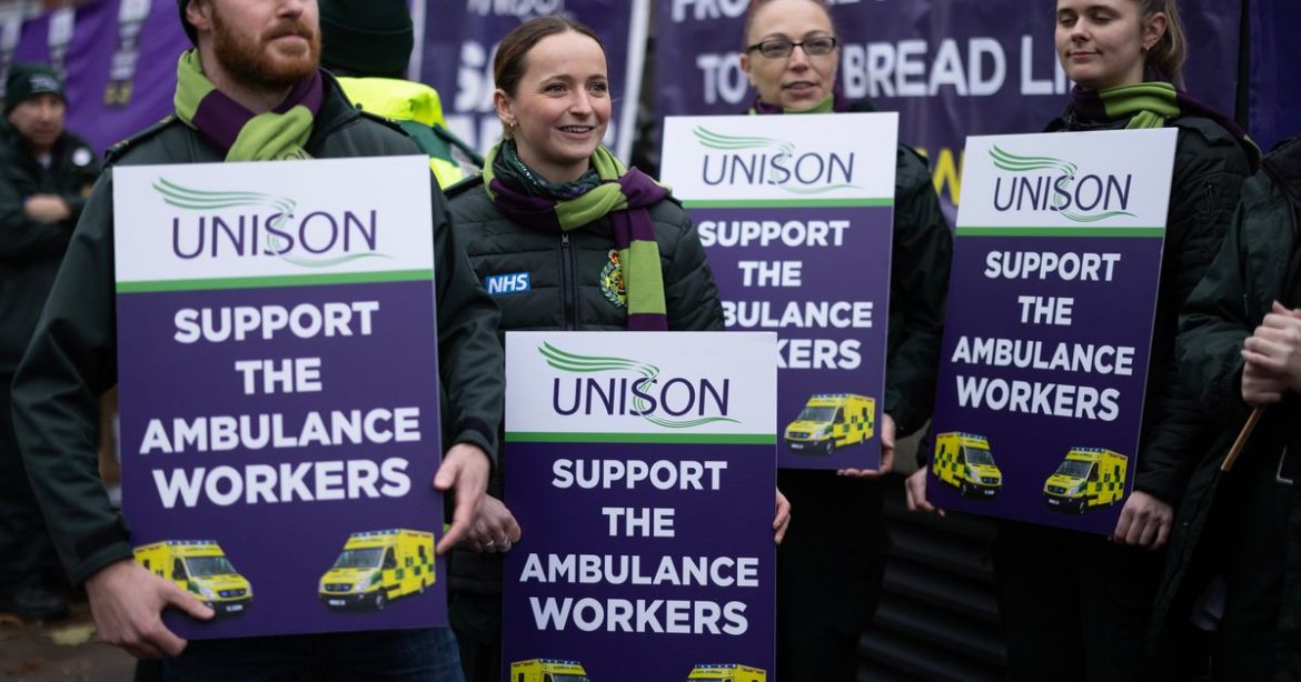 Government Could ‘Fast-Track’ NHS Pay Rise Next Year Following Strikes Government Could 'Fast-Track' NHS Pay Rise Next Year Following Strikes