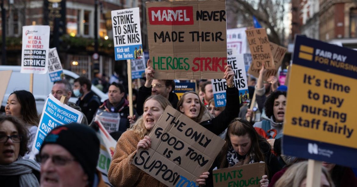 Workers’ Rights Body Denies Rishi Sunak’s Claims It Backs Government’s Workers' Rights Body Denies Rishi Sunak's Claims It Backs Government's Anti-Strike Law